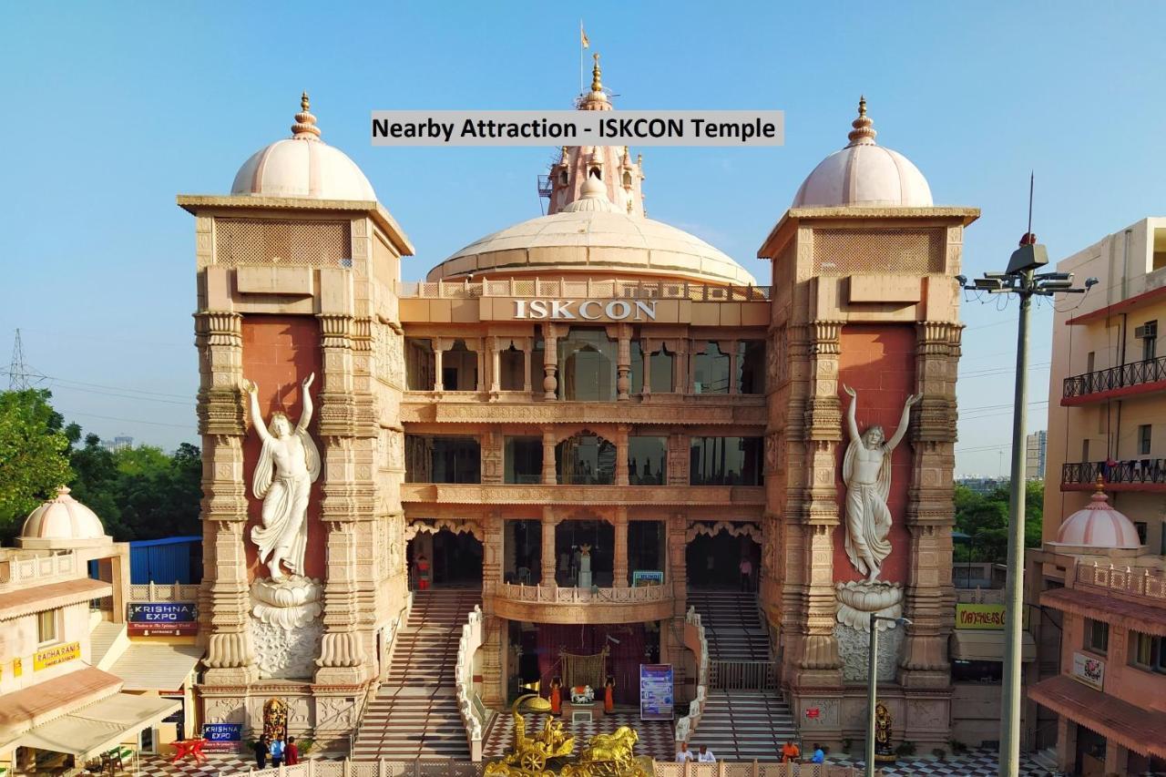 Capital O 13310 Noida Suites Bagian luar foto