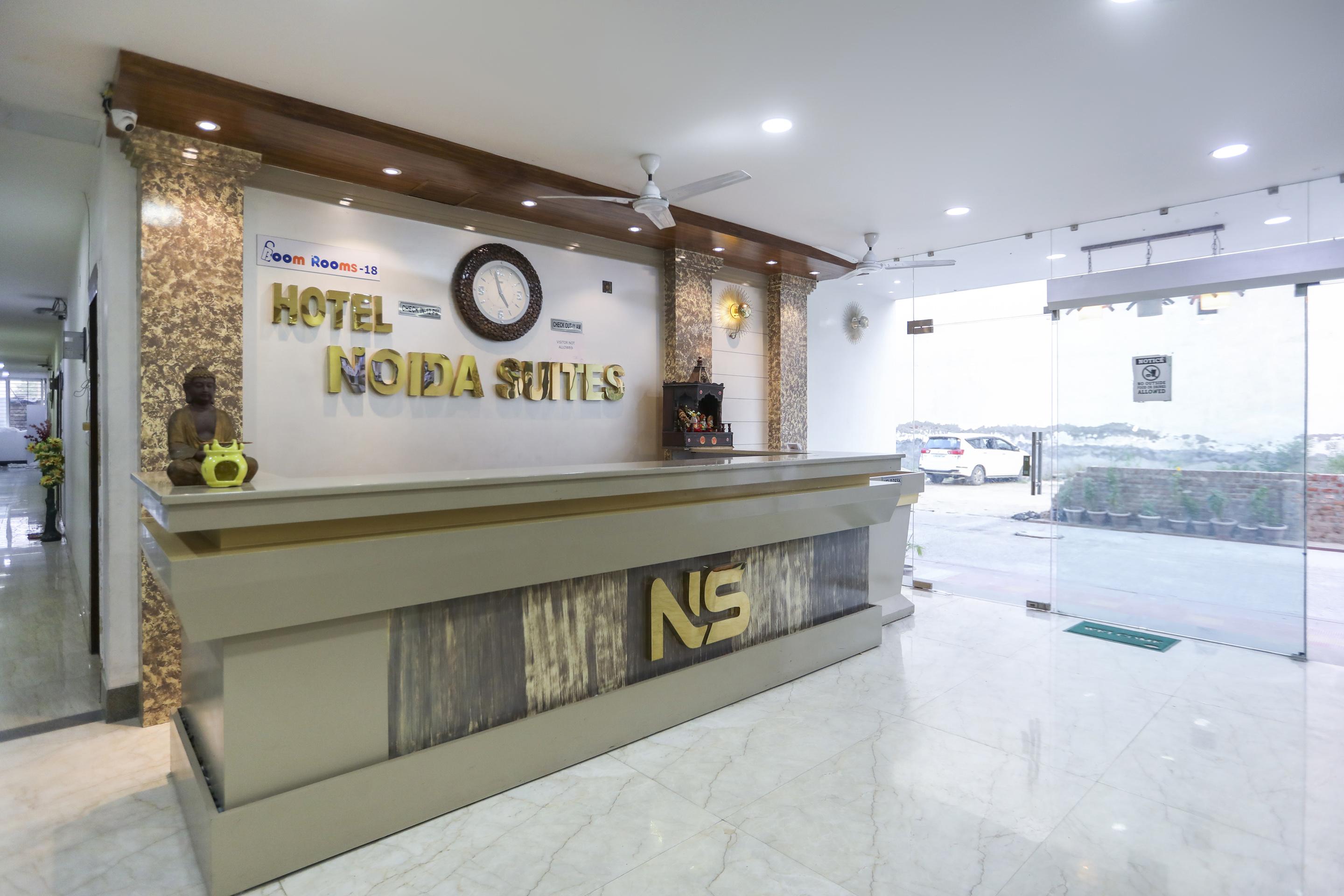 Capital O 13310 Noida Suites Bagian luar foto